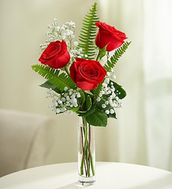 Love\'s Embraceâ„¢ Roses - Red