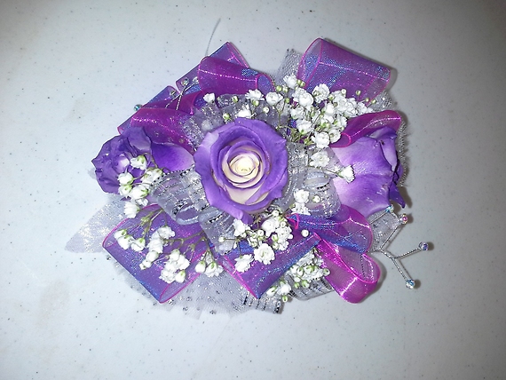 Tinted Tipped Rose Corsage